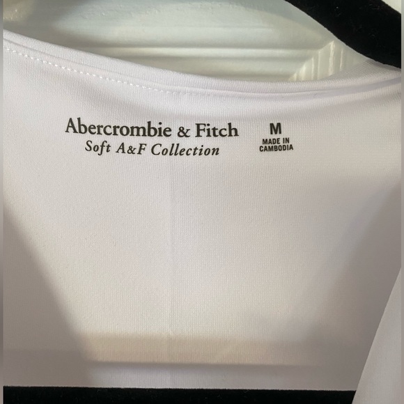 Abercrombie Tank - Picture 2 of 3